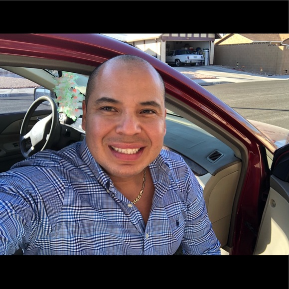 Meet your Posher, Ruben - Picture 1 of 1